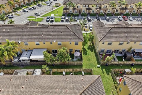 Adosado en venta en Cutler Bay, Florida, 2 dormitorios, 135.45 m2 № 2154261 - foto 10