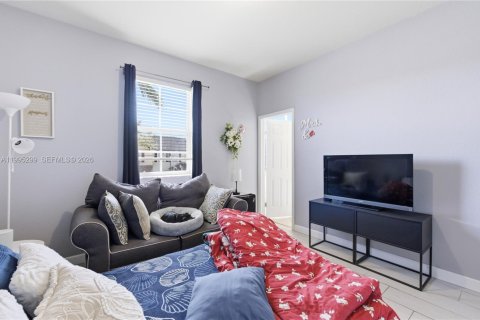 Adosado en venta en Cutler Bay, Florida, 2 dormitorios, 135.45 m2 № 2154261 - foto 20