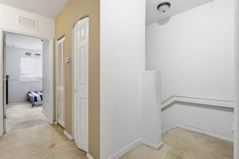 Adosado en venta en Opa-locka, Florida, 3 dormitorios, 128.21 m2 № 2073685 - foto 11