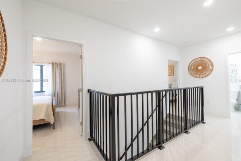 Casa en alquiler en Florida City, Florida, 5 dormitorios, 176.7 m2 № 1979364 - foto 19