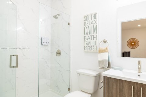 Casa en alquiler en Florida City, Florida, 5 dormitorios, 176.7 m2 № 1979364 - foto 16