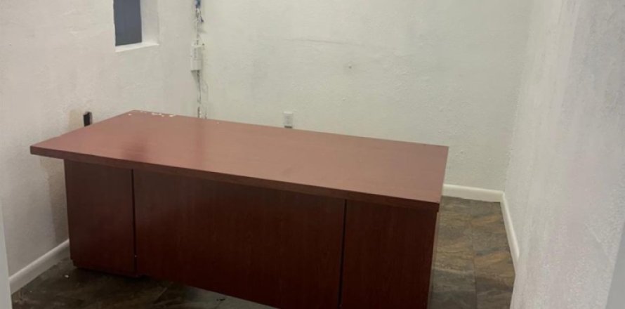 Propiedad comercial en Fort Lauderdale, Florida № 1146943