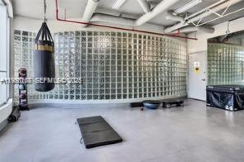 Снять в аренду кондоминиум в Авентура, Флорида 2 спальни, 75.81м2, № 2017480 - фото 22