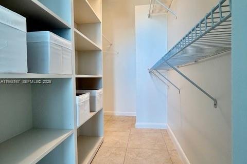 Снять в аренду кондоминиум в Авентура, Флорида 2 спальни, 75.81м2, № 2017480 - фото 3