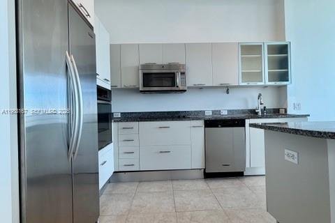 Снять в аренду кондоминиум в Авентура, Флорида 2 спальни, 75.81м2, № 2017480 - фото 2