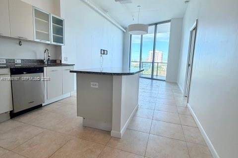 Снять в аренду кондоминиум в Авентура, Флорида 2 спальни, 75.81м2, № 2017480 - фото 11
