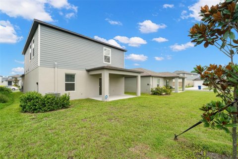 Villa ou maison à louer à Zephyrhills, Floride: 5 chambres, 221.94 m2 № 2388719 - photo 25