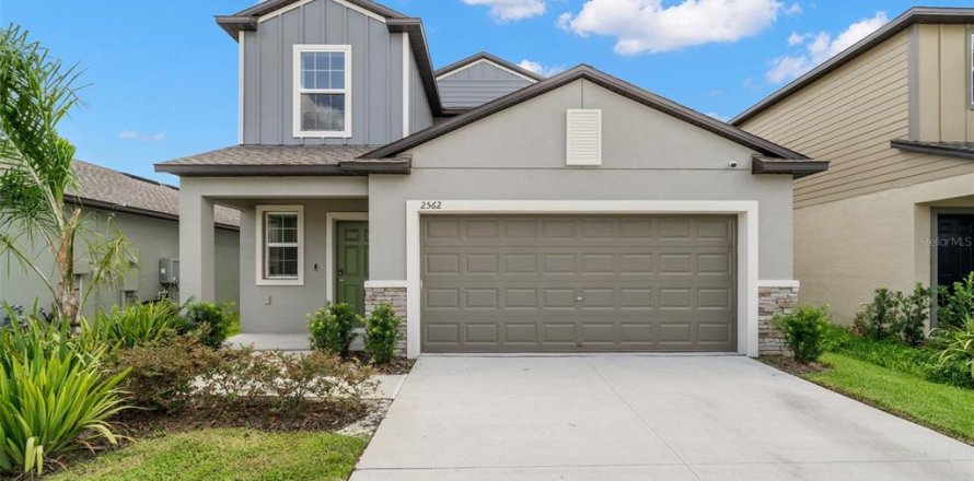 Villa ou maison à Zephyrhills, Floride 5 chambres, 221.94 m2 № 2388719