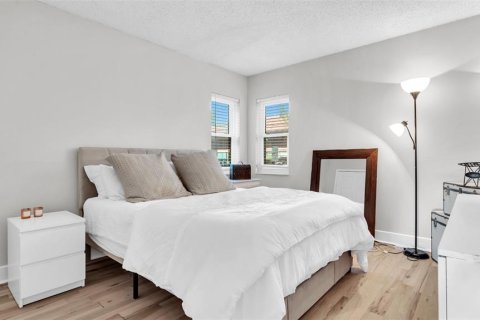 Condominio en alquiler en Largo, Florida, 2 dormitorios, 130.06 m2 № 1808423 - foto 22