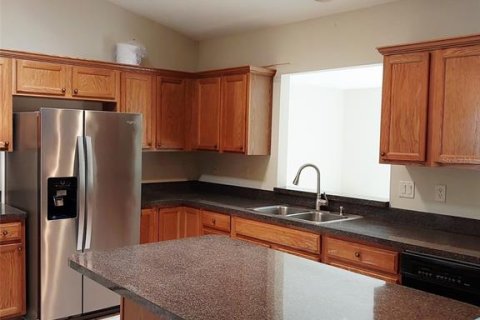 House in Ocala, Florida 5 bedrooms, 219.9 sq.m. № 2211892 - photo 15