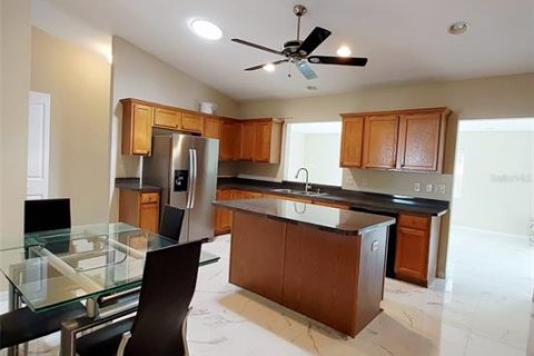 House in Ocala, Florida 5 bedrooms, 219.9 sq.m. № 2211892 - photo 16