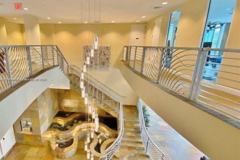 Copropriété à louer à Hallandale Beach, Floride: 1 chambre, 85.47 m2 № 1698866 - photo 22