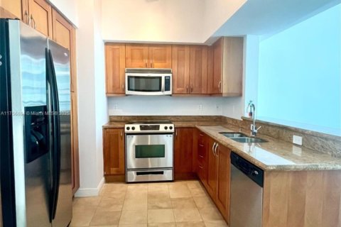 Copropriété à louer à Hallandale Beach, Floride: 1 chambre, 85.47 m2 № 1698866 - photo 3