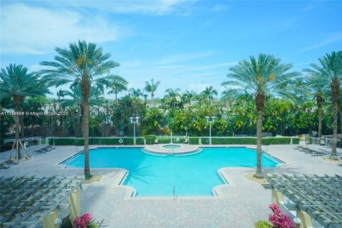 Copropriété à louer à Hallandale Beach, Floride: 1 chambre, 85.47 m2 № 1698866 - photo 19