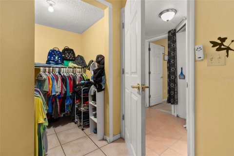 Купить кондоминиум в Киссимми, Флорида 6 комнат, 119.57м2, № 1534020 - фото 10