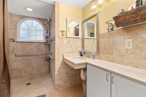 Купить кондоминиум в Киссимми, Флорида 6 комнат, 119.57м2, № 1534020 - фото 12