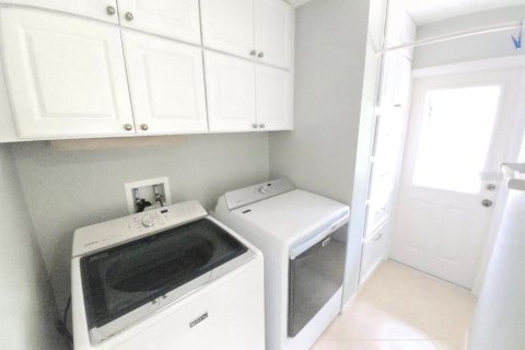 House in Bradenton, Florida 3 bedrooms, 167.04 sq.m. № 2220950 - photo 30