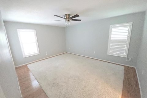 House in Bradenton, Florida 3 bedrooms, 167.04 sq.m. № 2220950 - photo 13