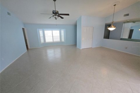 House in Bradenton, Florida 3 bedrooms, 167.04 sq.m. № 2220950 - photo 10