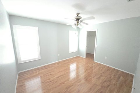 House in Bradenton, Florida 3 bedrooms, 167.04 sq.m. № 2220950 - photo 19