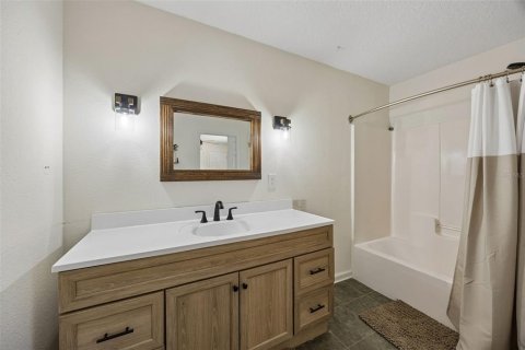 House in Palatka, Florida 3 bedrooms, 235.97 sq.m. № 2210772 - photo 26