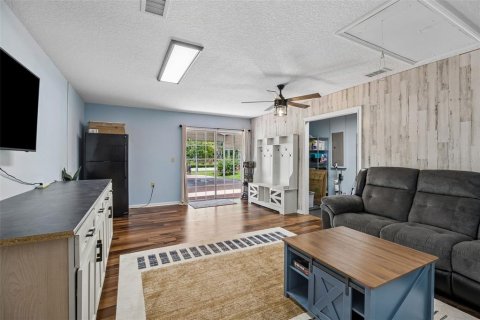 House in Palatka, Florida 3 bedrooms, 235.97 sq.m. № 2210772 - photo 16