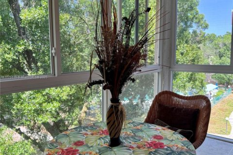 Copropriété à vendre à Lauderdale Lakes, Floride: 2 chambres, 89.19 m2 № 1958754 - photo 2