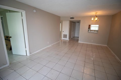 Condominio en venta en Sunrise, Florida, 2 dormitorios, 78.97 m2 № 2250206 - foto 11