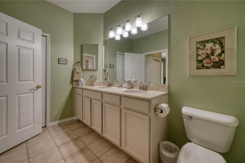 Casa en venta en Sarasota, Florida, 2 dormitorios, 147.9 m2 № 2200148 - foto 11