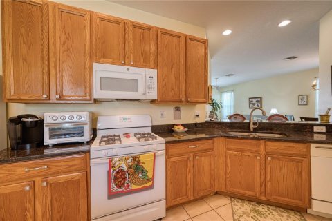 Casa en venta en Sarasota, Florida, 2 dormitorios, 147.9 m2 № 2200148 - foto 8