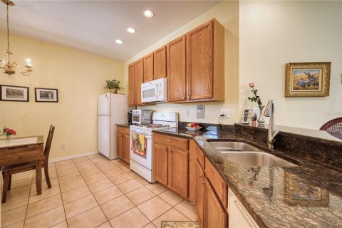 Casa en venta en Sarasota, Florida, 2 dormitorios, 147.9 m2 № 2200148 - foto 6