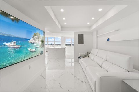 Condominio en venta en Aventura, Florida, 2 dormitorios, 157.28 m2 № 1976587 - foto 3