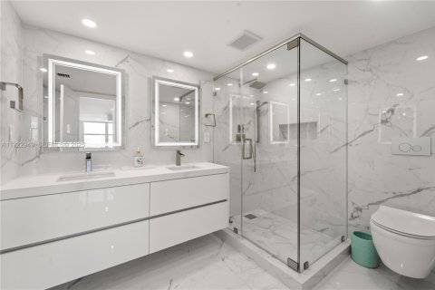Condominio en venta en Aventura, Florida, 2 dormitorios, 157.28 m2 № 1976587 - foto 12