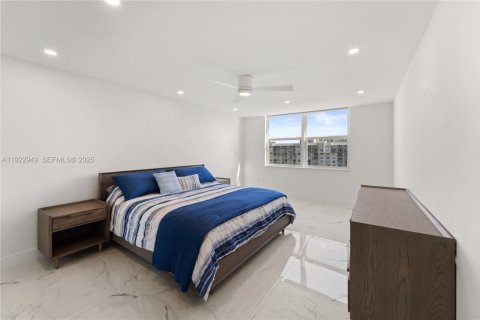 Condominio en venta en Aventura, Florida, 2 dormitorios, 157.28 m2 № 1976587 - foto 10