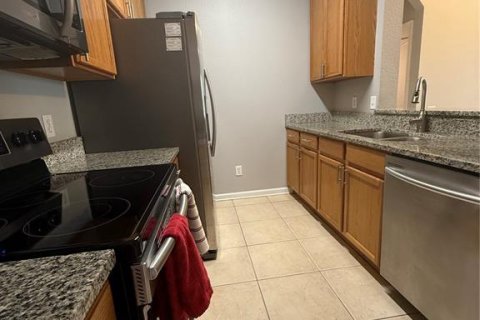 Condo in Orlando, Florida, 2 bedrooms  № 1803255 - photo 14
