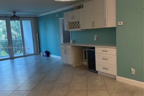 Copropriété à louer à Pompano Beach, Floride: 2 chambres, 102.19 m2 № 2062131 - photo 13