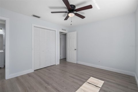 Casa en venta en Pinellas Park, Florida, 4 dormitorios, 128.02 m2 № 2419010 - foto 23