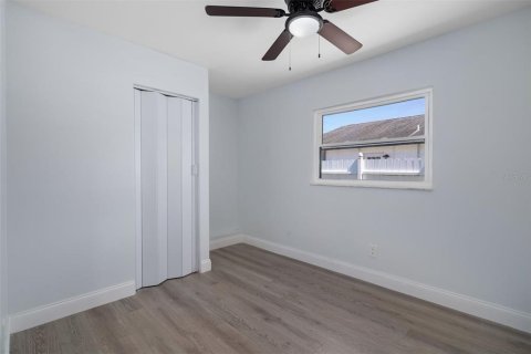 Casa en venta en Pinellas Park, Florida, 4 dormitorios, 128.02 m2 № 2419010 - foto 29