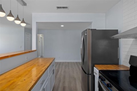 Casa en venta en Pinellas Park, Florida, 4 dormitorios, 128.02 m2 № 2419010 - foto 20