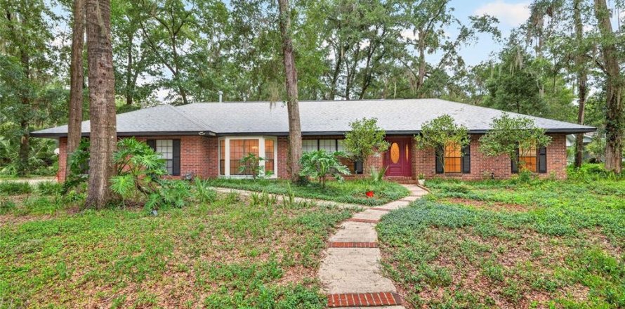 Villa ou maison à Gainesville, Floride 4 chambres, 238.39 m2 № 2349161
