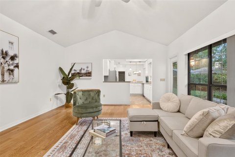 Villa ou maison à vendre à Gainesville, Floride: 4 chambres, 238.39 m2 № 2349161 - photo 13