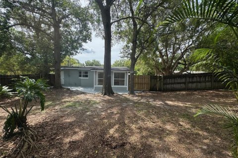 House in Deltona, Florida 2 bedrooms, 71.16 sq.m. № 1821338 - photo 24