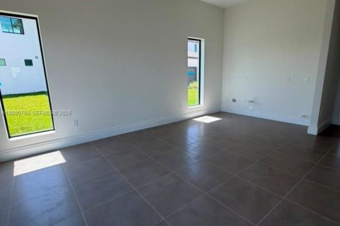 House in Miami Lakes, Florida 6 bedrooms № 2338645 - photo 26