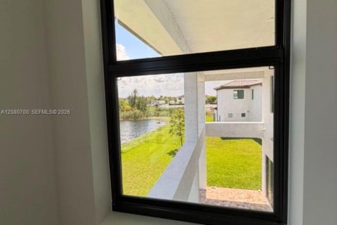 House in Miami Lakes, Florida 6 bedrooms № 2338645 - photo 21