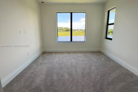 House in Miami Lakes, Florida 6 bedrooms № 2338645 - photo 20