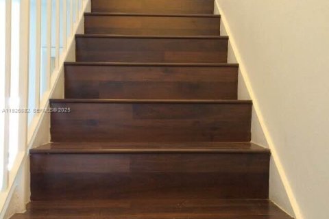 Купить кондоминиум в Майами, Флорида 1 спальня, 104.52м2, № 1985799 - фото 15