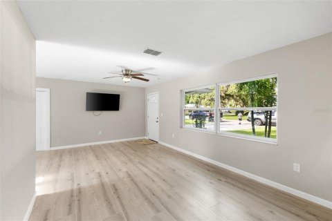 Villa ou maison à vendre à Bradenton, Floride: 3 chambres, 125.05 m2 № 1907811 - photo 9