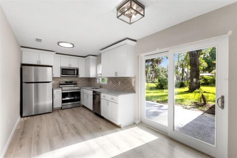 Villa ou maison à vendre à Bradenton, Floride: 3 chambres, 125.05 m2 № 1907811 - photo 12