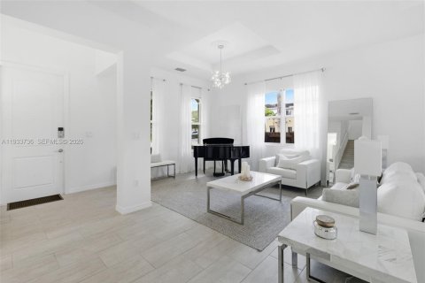 Villa ou maison à louer à Miami, Floride: 4 chambres, 296.17 m2 № 1996876 - photo 21