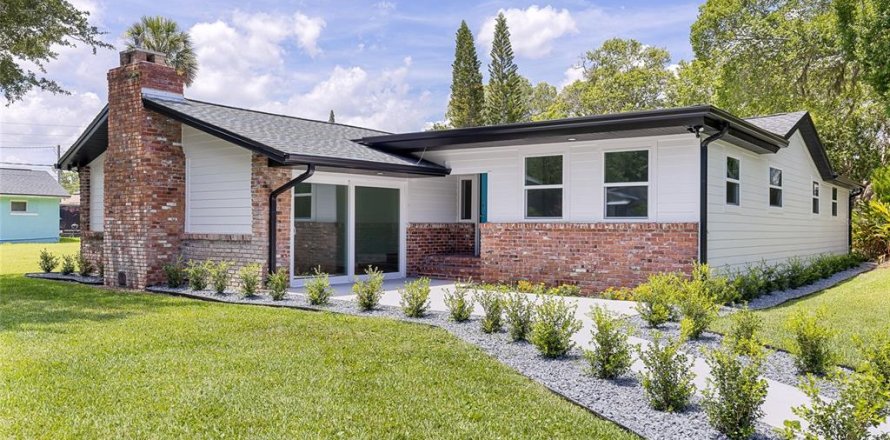 House in Holly Hill, Florida 4 bedrooms, 193.05 sq.m. № 1801936